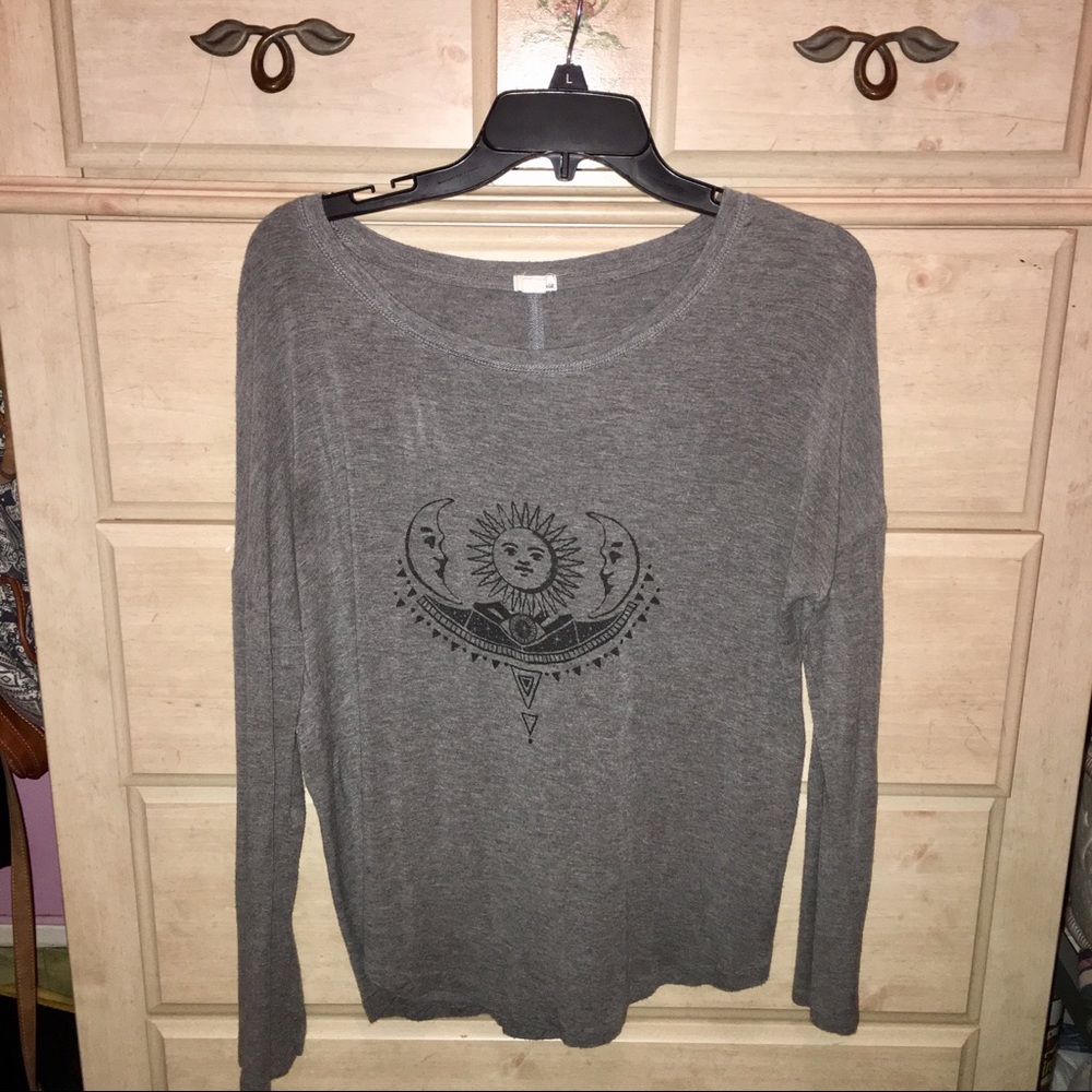 Sun & Moon Top